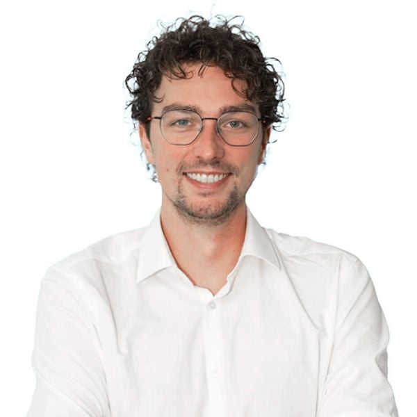 Indy Murdoch is apotheker bij Nationale Apotheek.